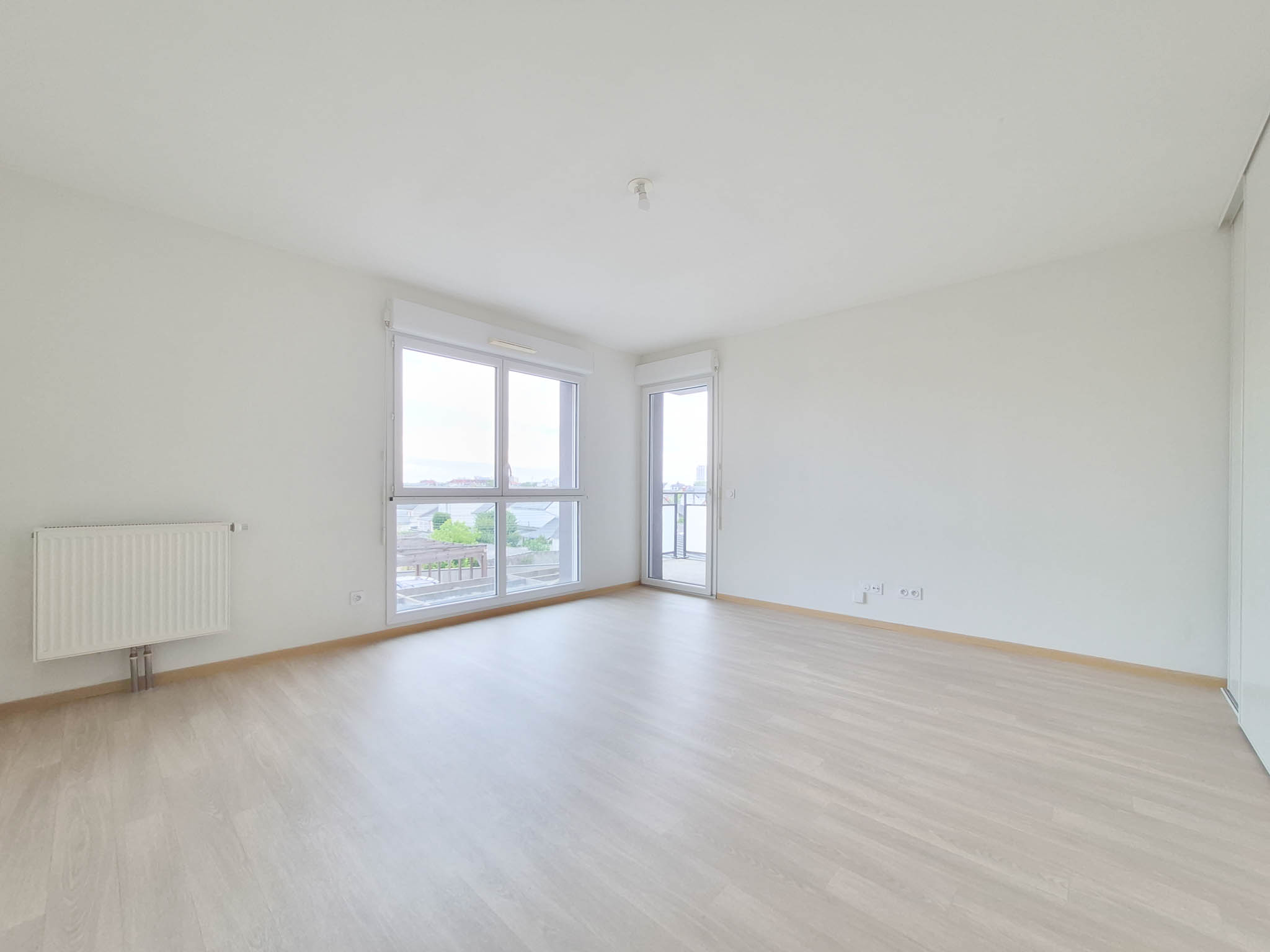 Photo T4 de 88 m² - avec balcon, parking et proche des bords du Cher